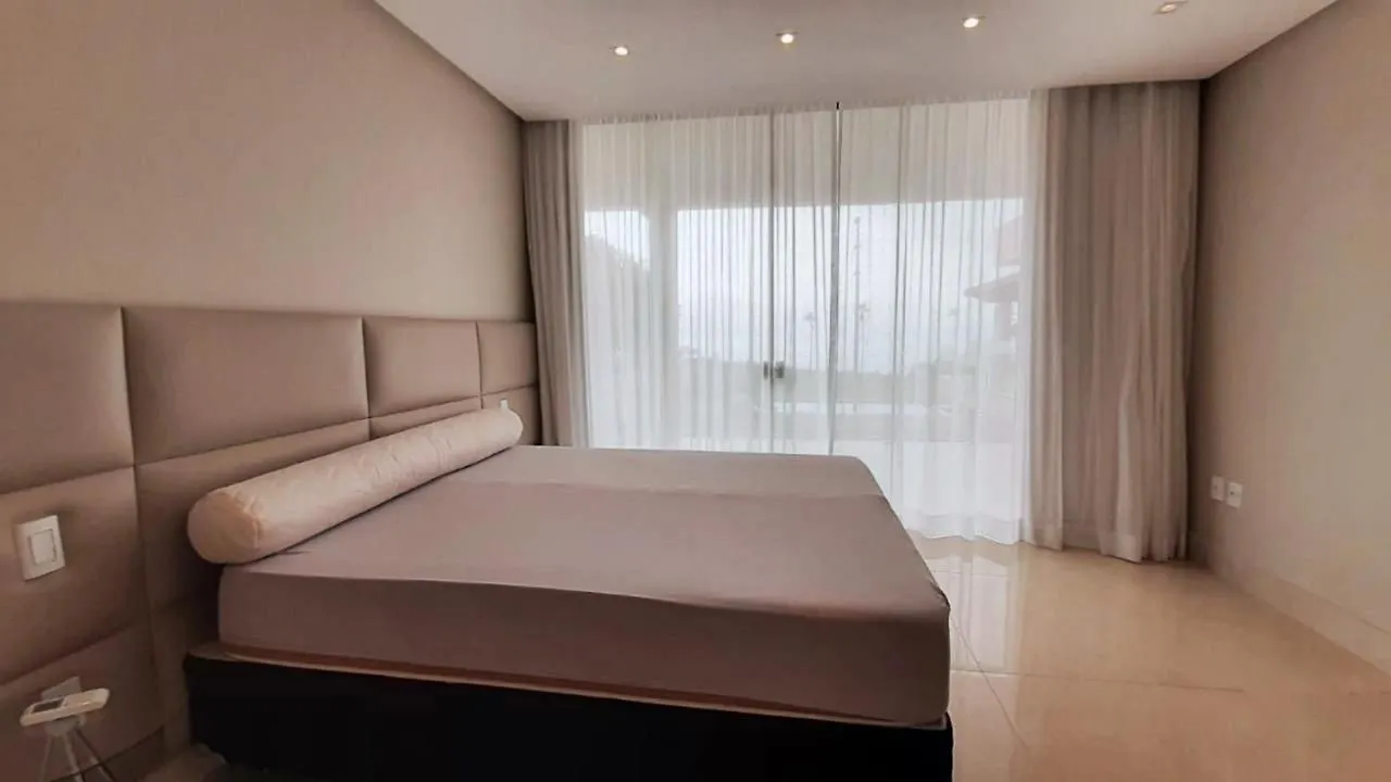 펜션 Casa Outeiro Sao Francisco Com Vista Mar Com 4 Suites 포르투세구로